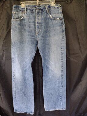 Vintage Levi’s 501 Button Fly Jeans  36 x 32